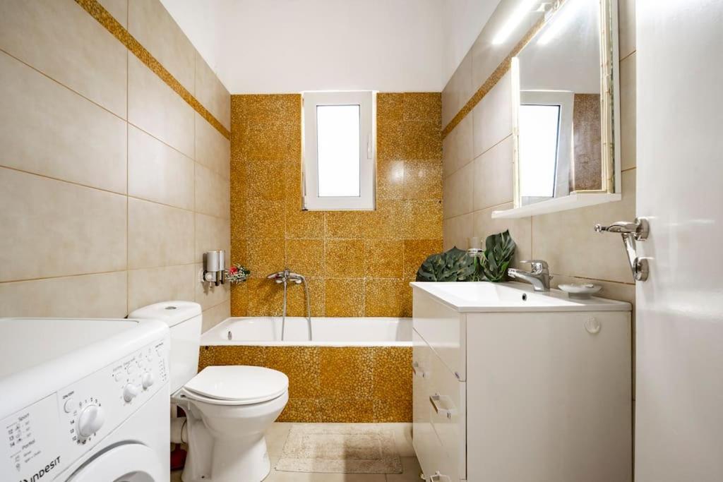 Athens Paradise Cozy 53 Sqm Apartament Near To Metro Kültér fotó